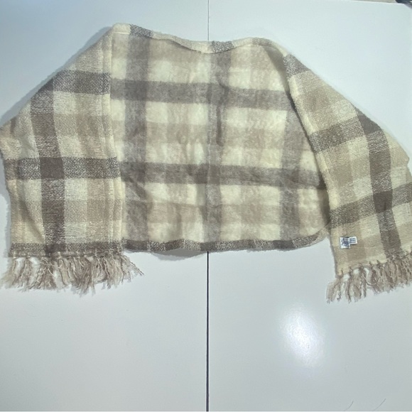 Doneyal Design Handcrafted Natural Fabrics Tan Plaid Mohair Wool Scarf Shawl - Picture 4 of 12
